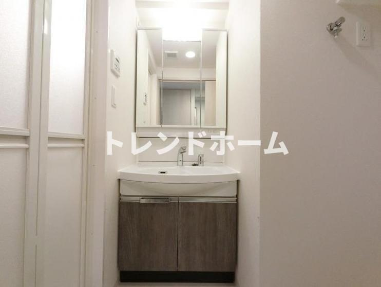 プレサンス南堀江の独立洗面台|選べる家電プランあり！！