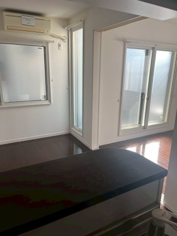 【居間・リビング】 | SOLEADOⅡ | カウンターキッチンからLDを見た写真