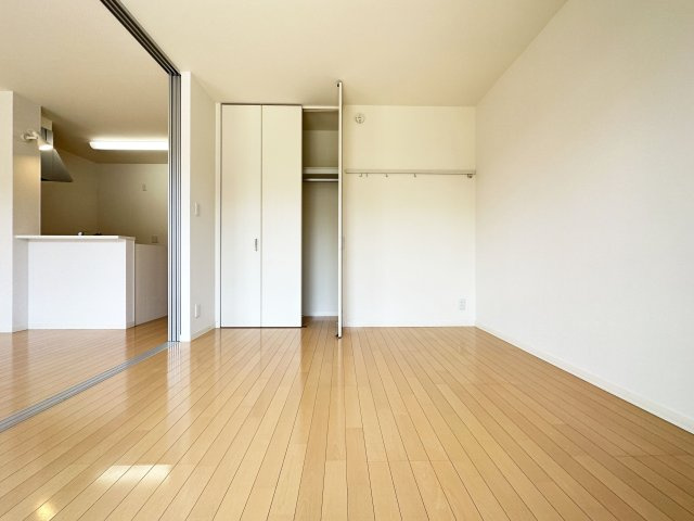 シャーメゾン アルファの洋室