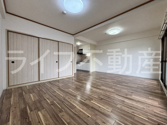 友井グレイスの居間・リビング|ゆったりとしたリビングです