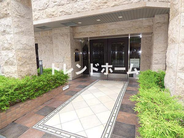 プレサンス難波リバーオアシスのエントランス|選べる家電プランあり！！