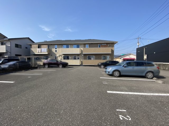 ヴィラ タートルの駐車場