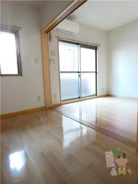 フォンティーヌ弓之町の居間・リビング|洋室