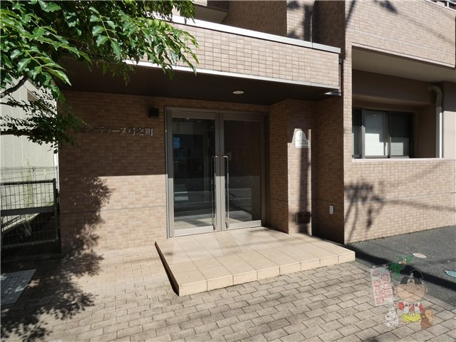 フォンティーヌ弓之町のエントランス