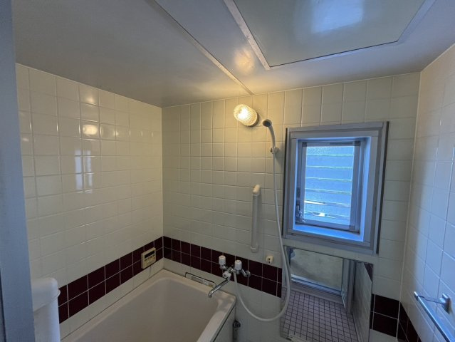 塩屋住宅3号館のロビー