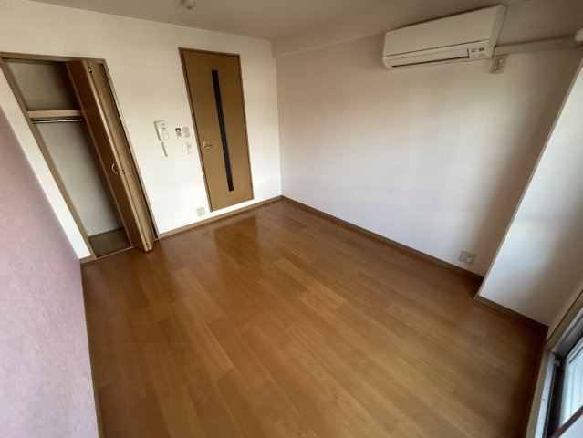 スカイヒル名谷の居間・リビング