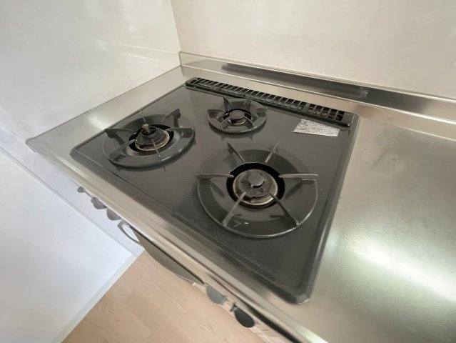 リアルテ霞ヶ丘のキッチン