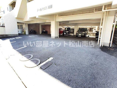 【駐車場】 | ドールハウス雄郡