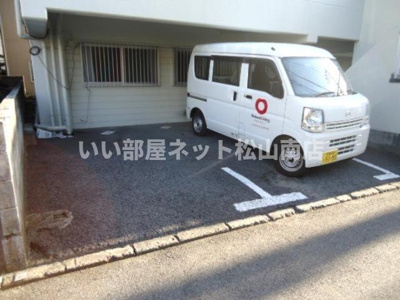 【駐車場】 | ドールハウス雄郡