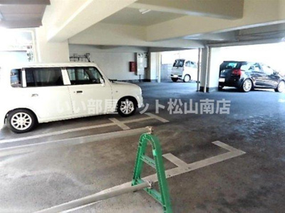 【駐車場】 | ドールハウス雄郡