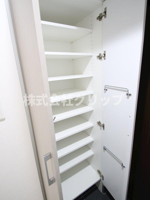 メインステージ東神奈川の収納