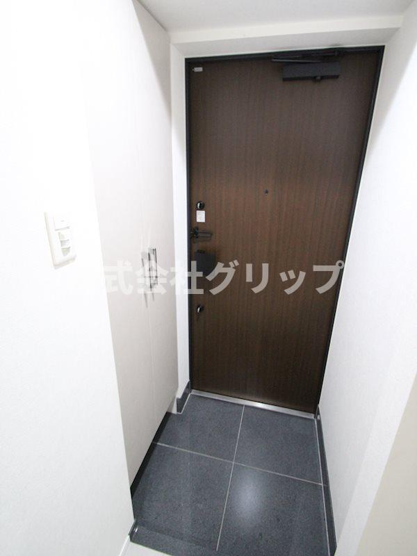 メインステージ東神奈川の玄関