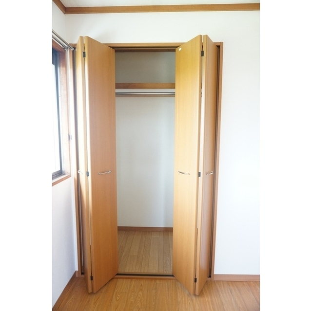 パレーシャル森島の収納|洋室６帖