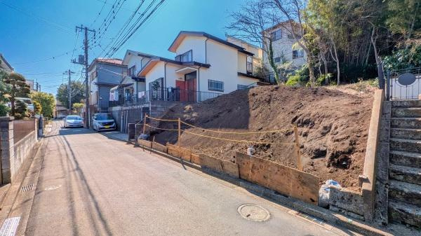 横浜市戸塚区汲沢町の売地の前面道路含む現地写真|周辺環境も合わせてご案内させて頂きます！
お気軽にお問い合わせ下さい！