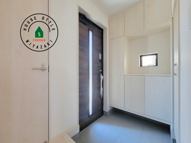 宮崎市熊野2期-4棟（C号棟）の防犯設備|二重ロックでしっかり防犯対策ができます。