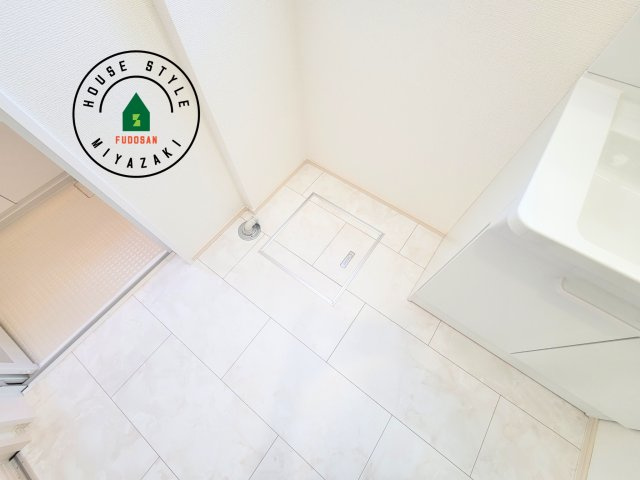 宮崎市熊野2期-4棟（C号棟）のランドリースペース|ランドリースペースとなります。広々して有効的にご使用できます。 