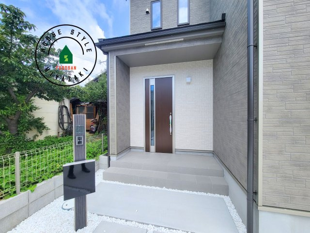 宮崎市熊野2期-4棟（D号棟）の玄関|おでかけの時も帰った時も、「我が家」を最初に感じでもらえる素敵な空間に。