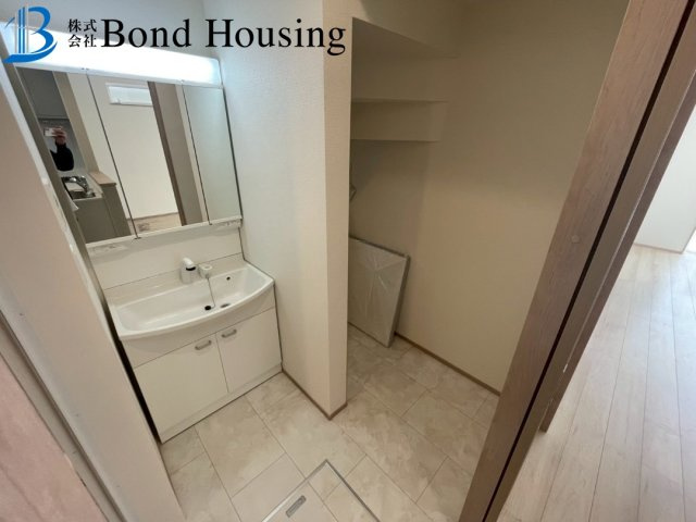 人丸小学校エリア　中朝霧丘　新築戸建の独立洗面台