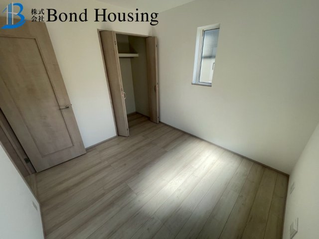 人丸小学校エリア　中朝霧丘　新築戸建の洋室