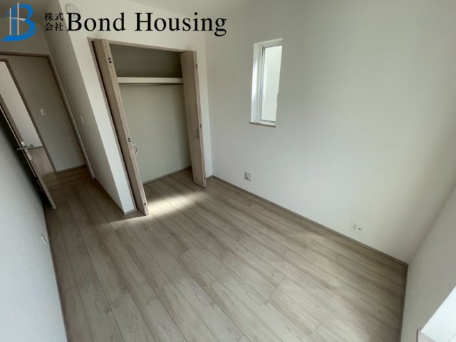 人丸小学校エリア　中朝霧丘　新築戸建の洋室