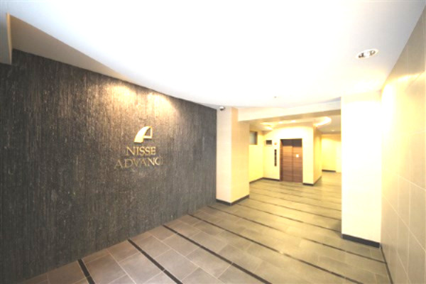 【エントランス】 | アドバンス心斎橋ラシュレ