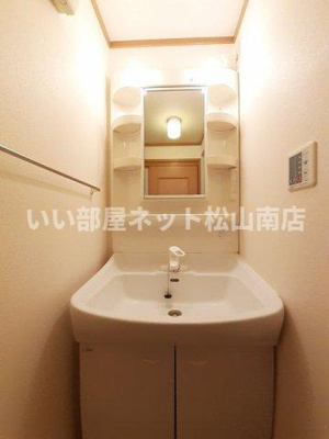 【洗面所】 | カーサ・アルカンシエルＡ