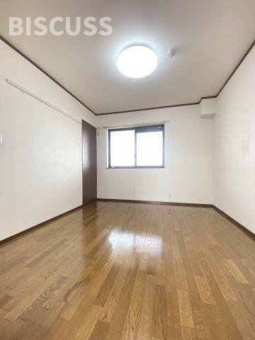 モアクレストの洋室