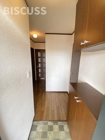 モアクレストの玄関