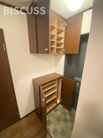 モアクレストの玄関