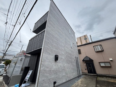 【外観】 | 神戸市須磨区青葉町2丁目　新築戸建　仲介手数料無料！ | きれいな外観です