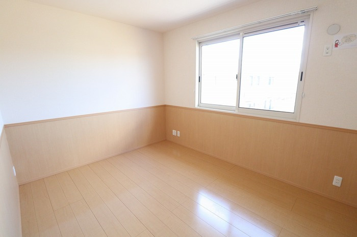 アムール岡崎Aの洋室|個人の部屋や寝室として使える洋室です