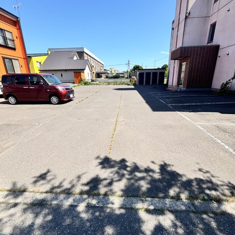 ヴィラ・ジェルマーニの駐車場