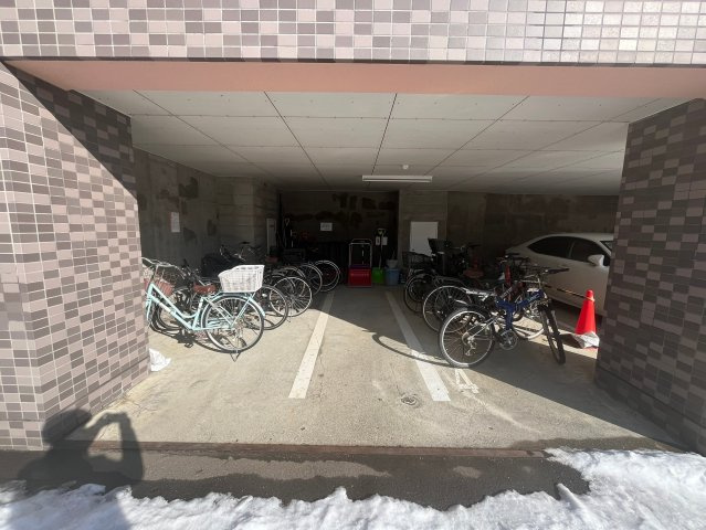 ライオンズマンション発寒中央の駐車場