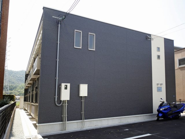 レオネクスト城見橋ハイツの外観