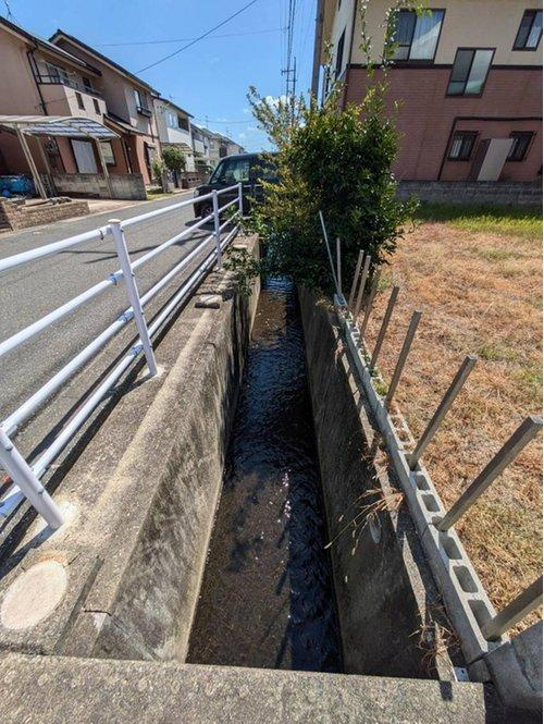 岡山市北区門前 土地のその他|現地（2024年9月）撮影
◆北側水路部分です。