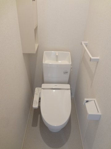 クオーレ　Ⅱのトイレ|清潔感のあるトイレです