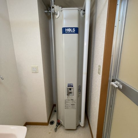 コーポハーバーの玄関
