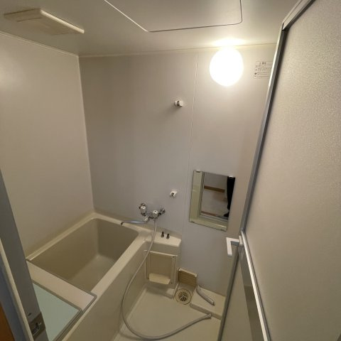 コーポハーバーの浴室