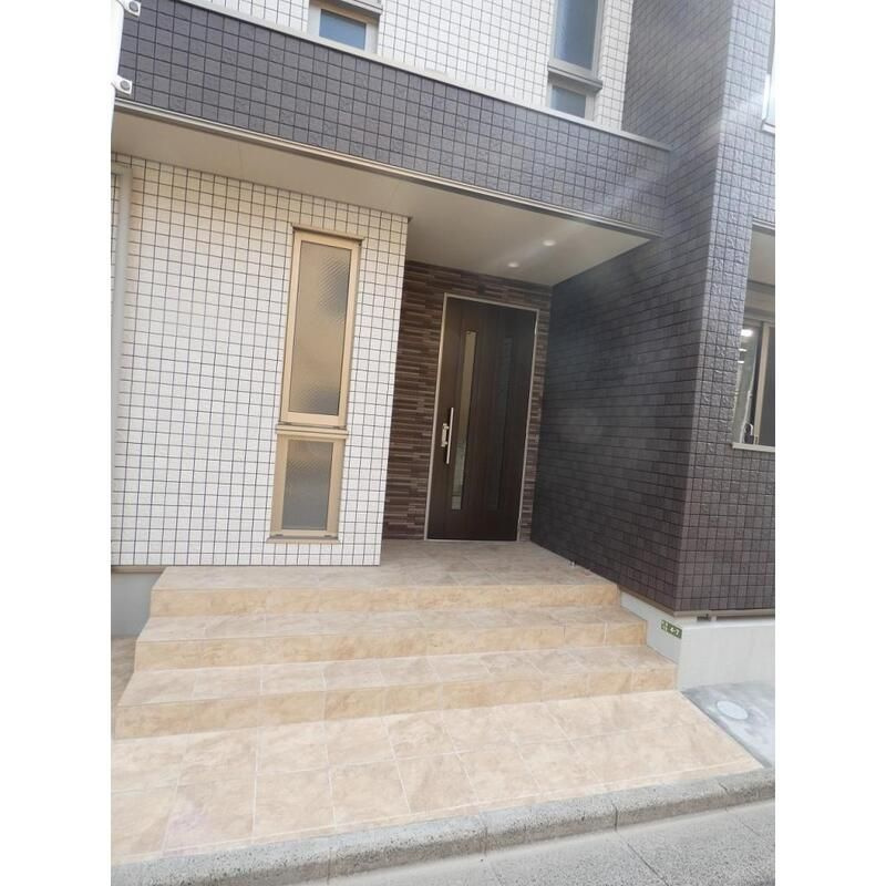 グランドール東和 のエントランス