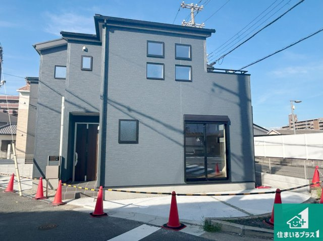 泉大津市助松町　第3期　新築一戸建ての外観|お客様に長く安心して住んでいだだける事にこだわった家づくり！住んでからのアフターサービスにもしっかりと取り組んでいます！