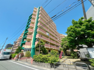 【外観】 | 敷地すべてに管理が行き届いていて、安心できます。まず、清潔です。