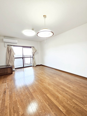 【居間・リビング】 | サーパス学園通り