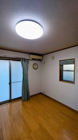 前橋市天川大島町オール電化中古住宅の洋室