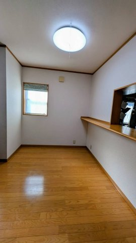 前橋市天川大島町オール電化中古住宅の居間・リビング