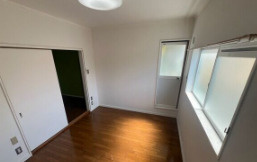 エムズ富雄の居間・リビング