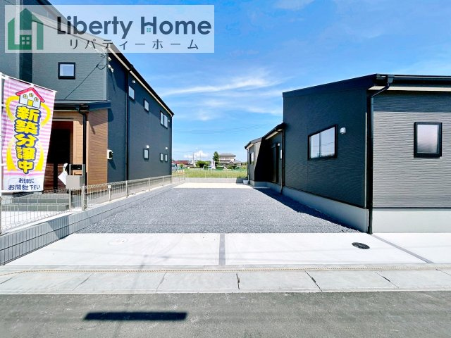 笠間市旭町第12　新築戸建　3号棟の駐車場