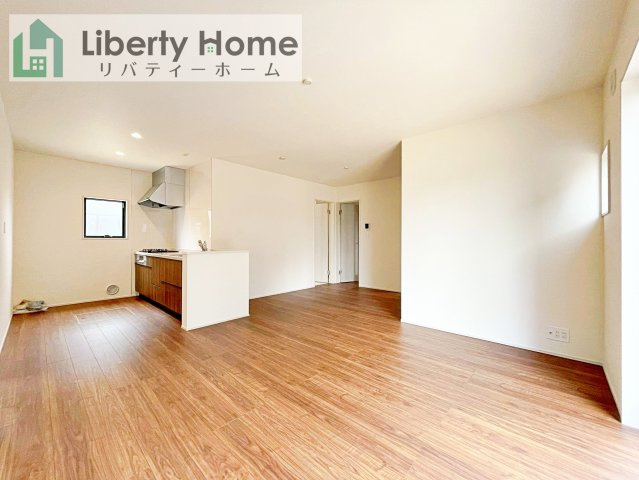 笠間市旭町第12　新築戸建　3号棟の居間・リビング