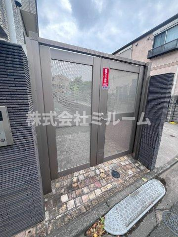 フランボワーズのエントランス|エントランス☆