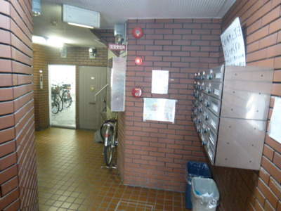 【エントランス】 | 小阪ロイヤルハイツ（河内小阪賃貸） | エントランスです