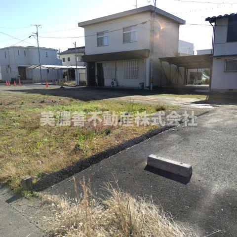 ６６２７１　岐阜市加納鉄砲町３丁目土地の外観